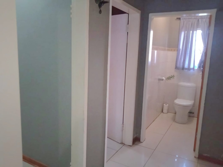 4 Bedroom Property for Sale in Gardeniapark Free State